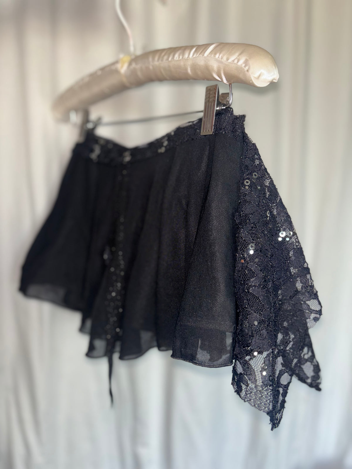 NIKKIAXL garbage mini R*CKST*AR F/W collection