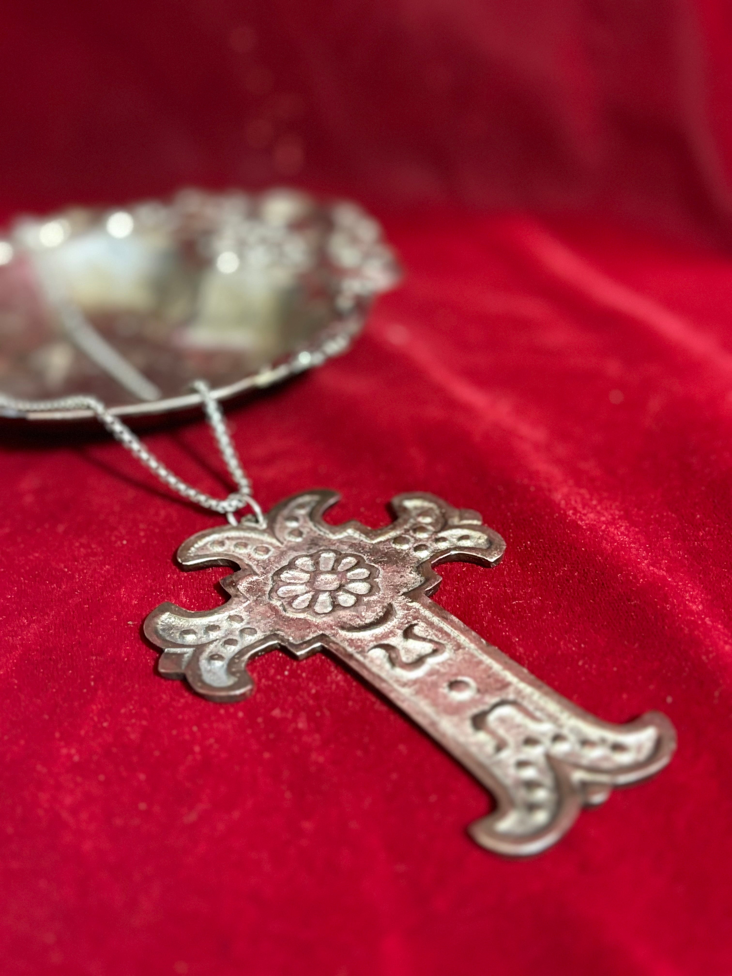Athena cross