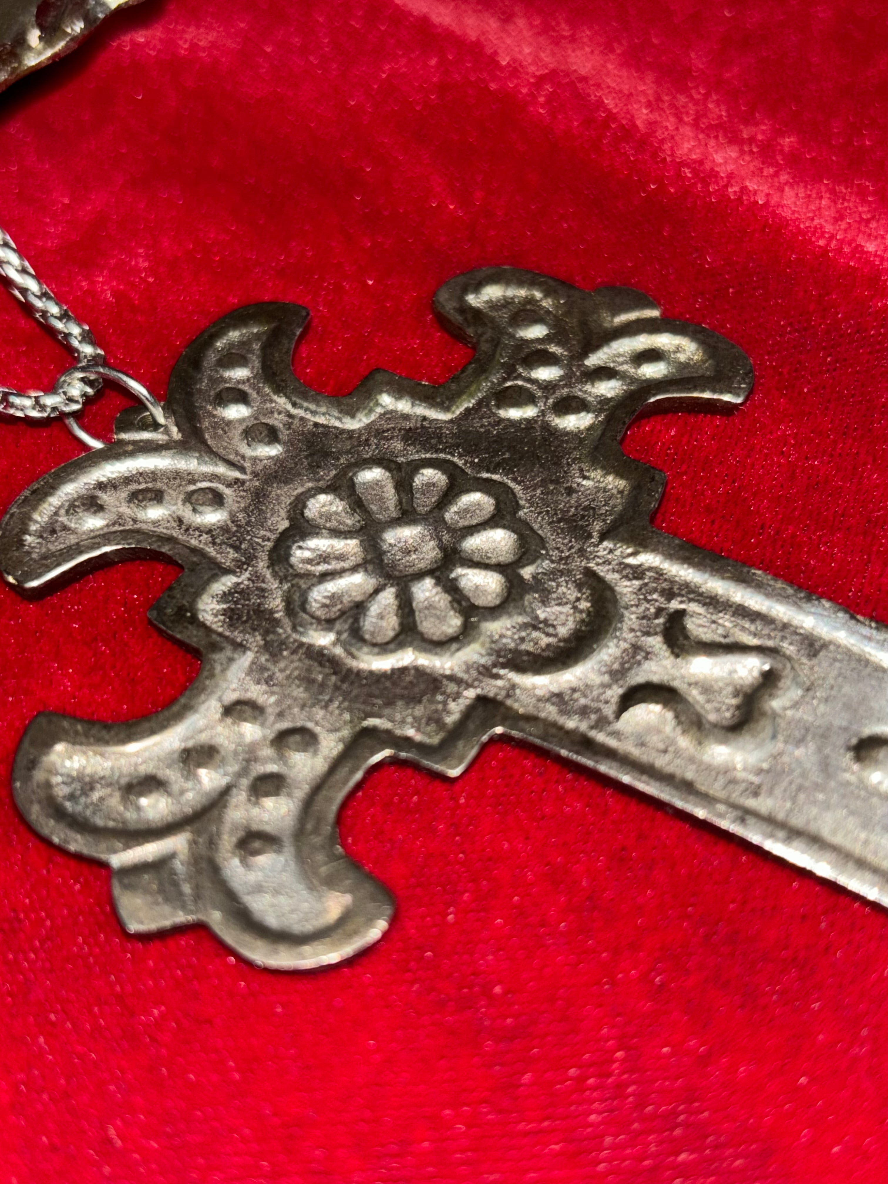 Athena cross