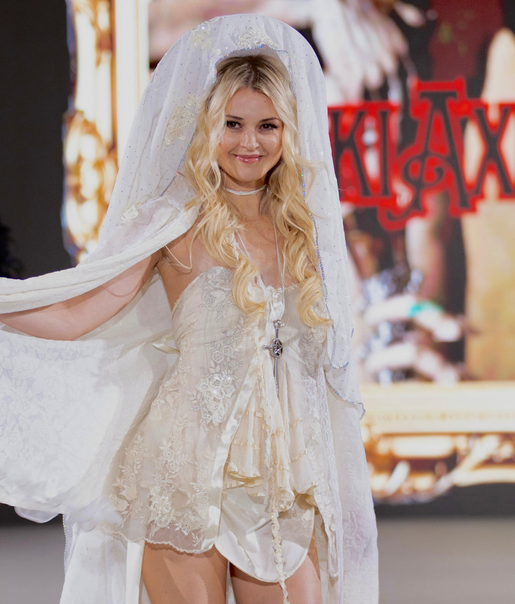 Jesus looks like me babydoll top