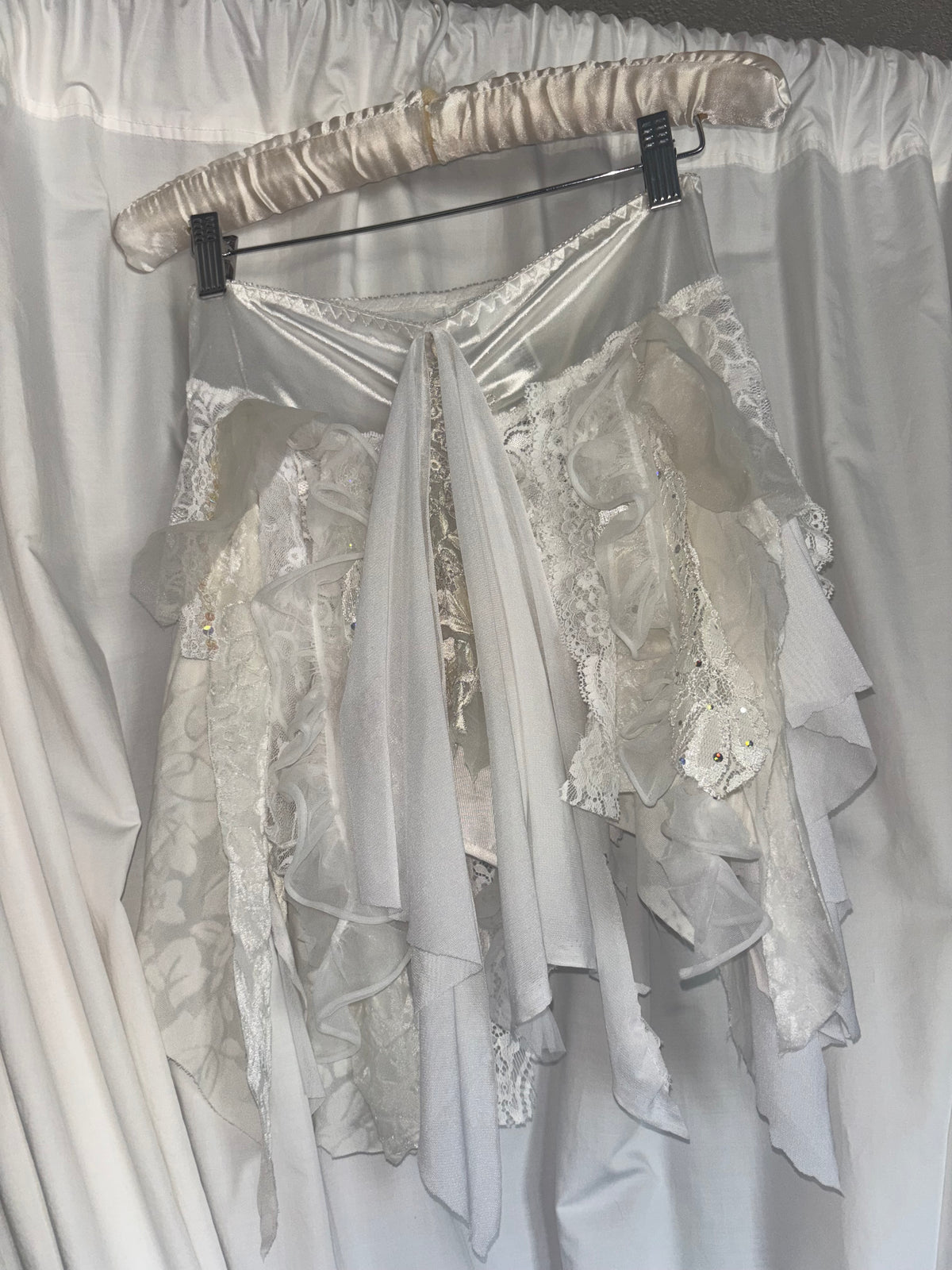Nikkiaxl belladonna layered mini skirt